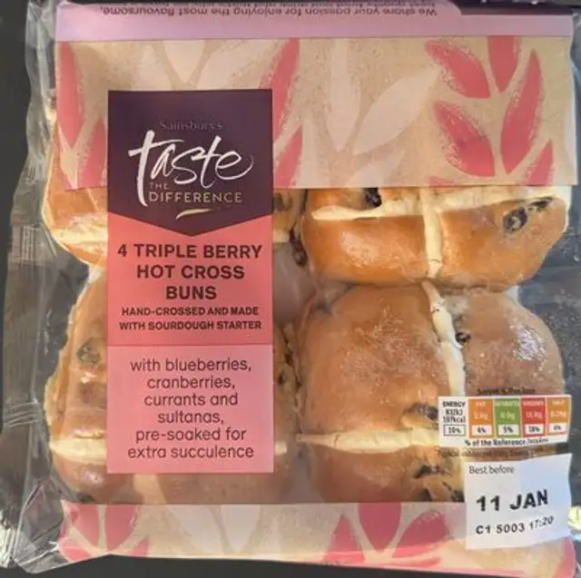 4 triple berry hot cross buns