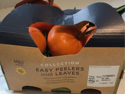 Easy Peelers with leaves