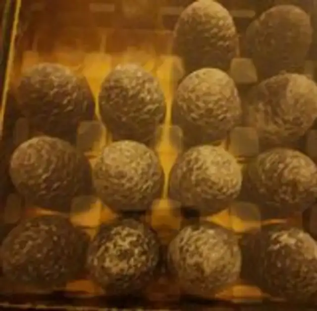 Salted Caramel Pinecones