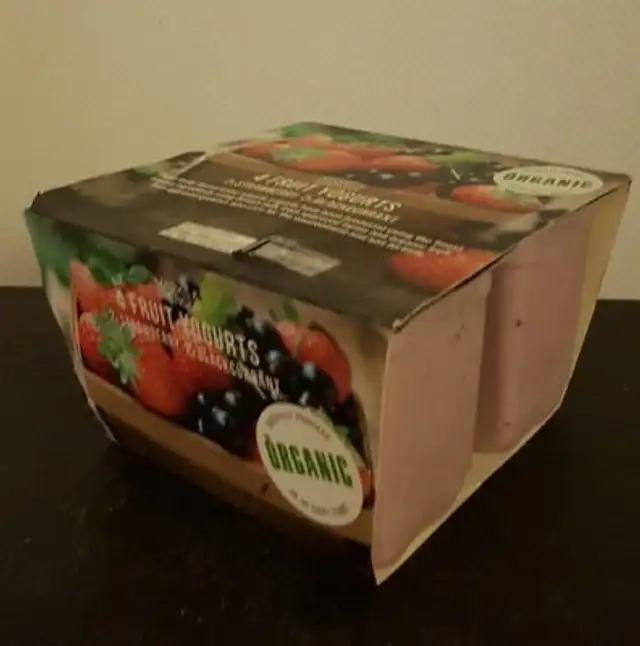 4 fruits yogurts