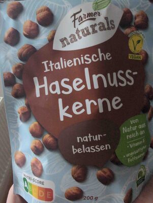 Italienische Haselnusskerne