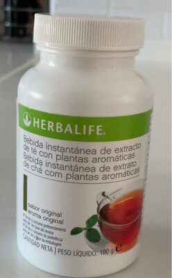 Bebida instantanea de extracto de té con plantas aromaticas