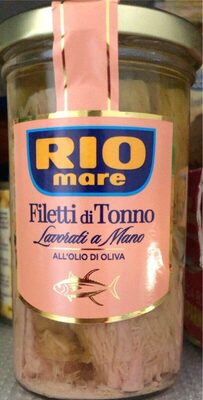 Filetti di tonno lavorati a mano