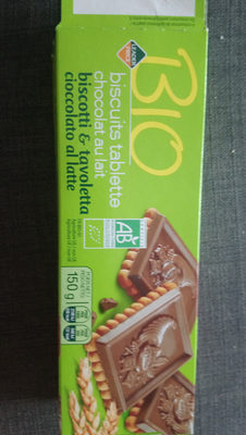 biscuits tablette chocolat au lait front packaging