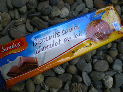 Biscuits sablés chocolat au lait front packaging