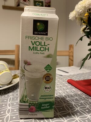 Frische Bio Vollmilch