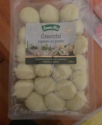 Gnocchi ripieni al pesto