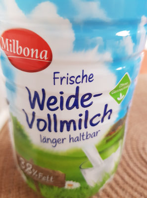 Frische Weidemilch