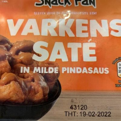 Varkenssaté in milde pindasaus