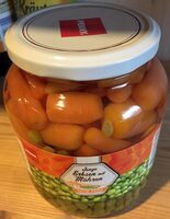 Junge Erbsen mit Möhren