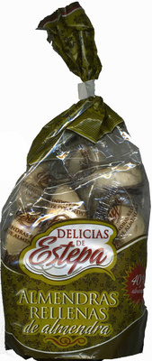 Almendras rellenas de almendra