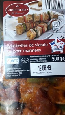 Brochettes de viande de porc marinees
