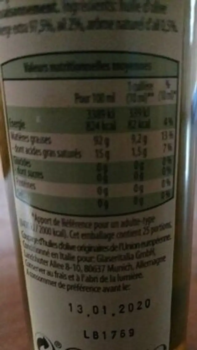 Spécialité d'huile d'olive vierge extra à l'ail nutrition facts table