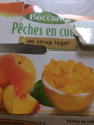 Pêches en cubes au sirop léger