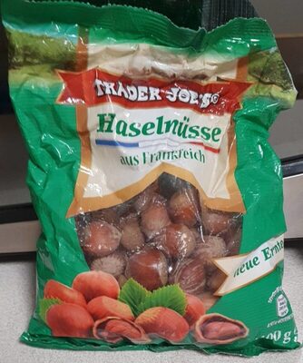 Haselnüsse