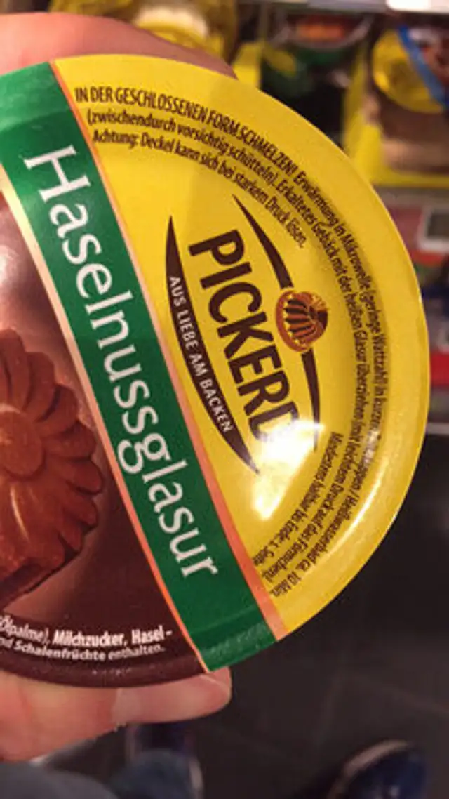 Pickerd hazelnut glaze