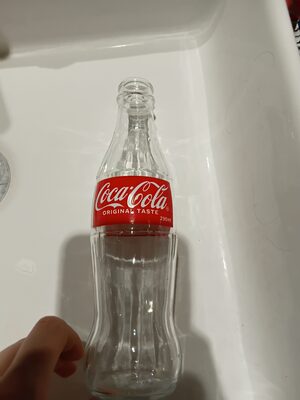 Coca Cola front packaging