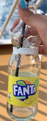 Безалкохолна газирана напитка с лимонов сок