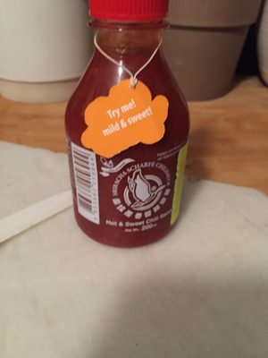 Hot and sweet chili sauce