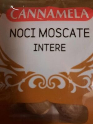 Noci moscata intere