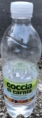 Acqua carnia Leggermente frizzante