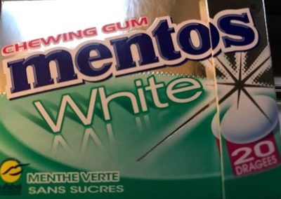 Chewing gum Mentos White