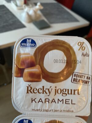 Recky jogurt karamel