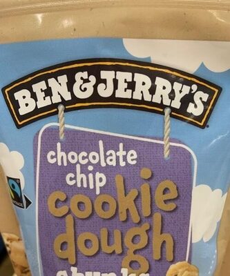 Cookie. Dough chunks