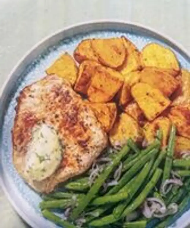 Schweinelachssteak mit bohnengemüse