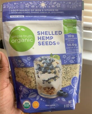 Shelled hemp seeds