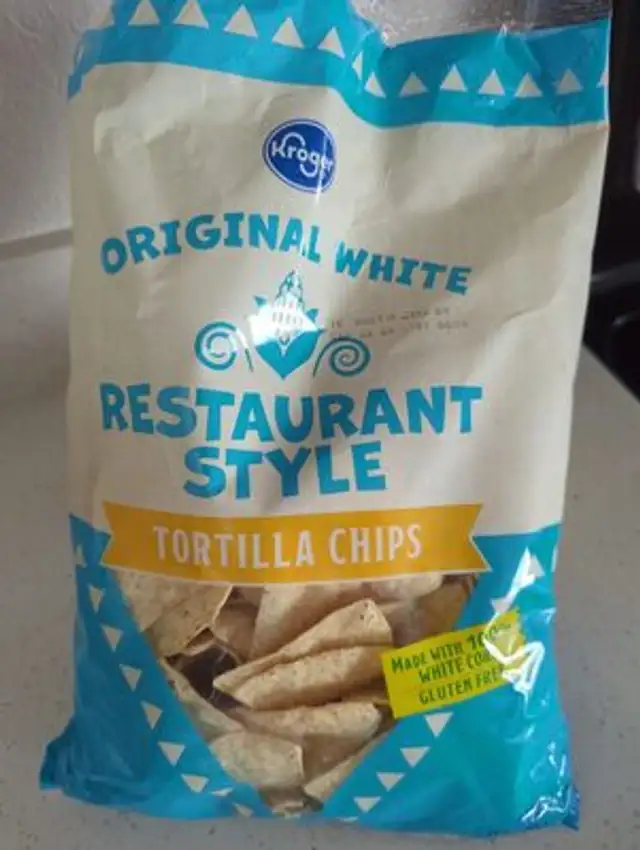 Restaurant Style White Tortilla Chips front packaging