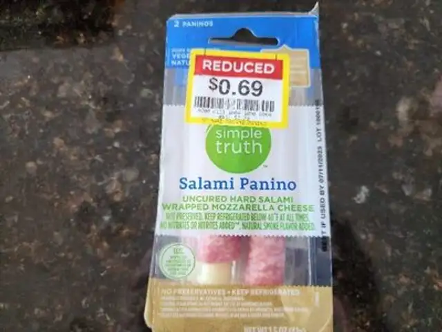 Salami panino