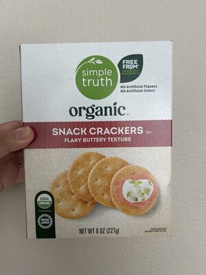 SNACK CRACKERS