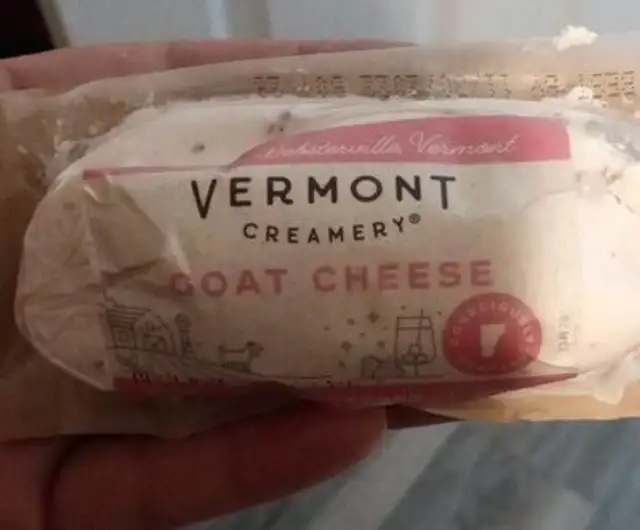 Goat cheese front packaging