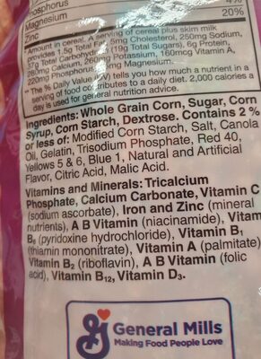 Fruity Lucky Charms front packaging