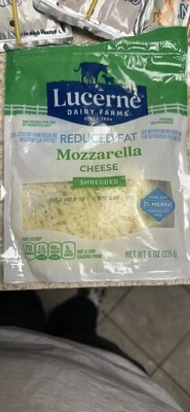 Reduced Fat Mozzarella Cheese Shredded nutrition facts table
