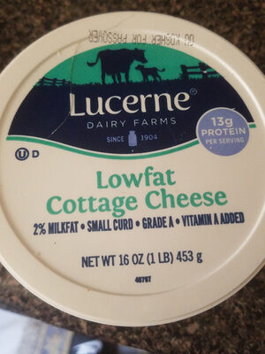 Lowfat cottage cheese front packaging