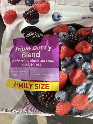Triple Berry Blend Blueberries, blackberries, raspberries
