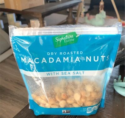 Dry Roasted Macadamia Nuts With Sea Salt