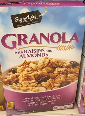 Granola with raisins and almonds