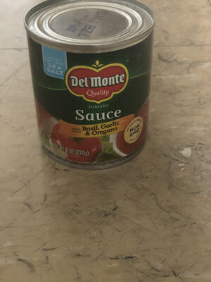 Tomato sauce with basil, garlic & oregano front packaging