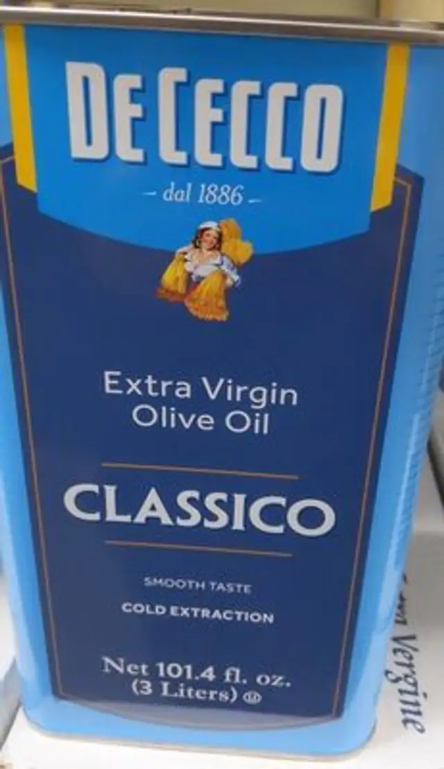 Extra Virgin Olive Oil - Classico front packaging