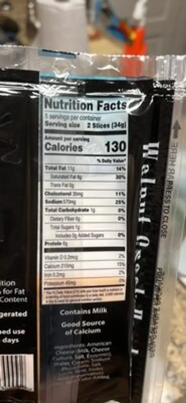 Sliced American Pasteurized Process Cheese nutrition facts table