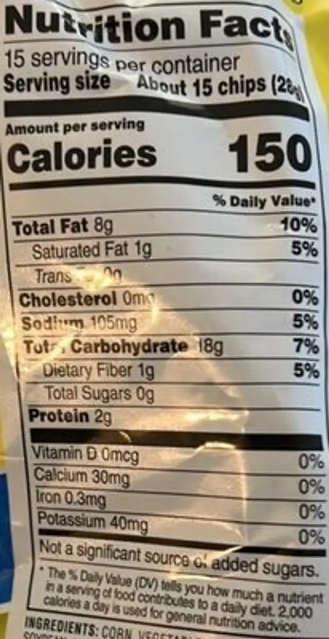 Tostitos Cantina Thin & Crispy Party Size nutrition facts table