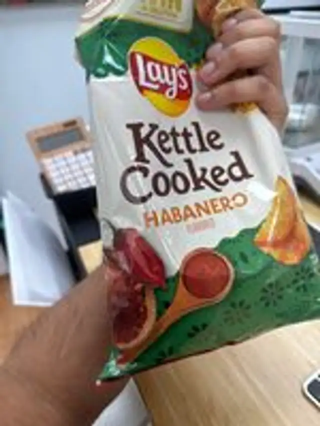 Lays Kettle Cooked Habanero
