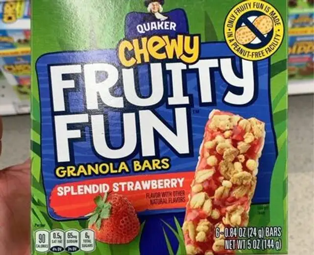 Fruity fun granola bars splendid strawberry