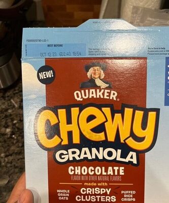 Quaker chewy granola front packaging