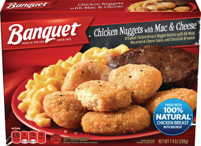 Chicken nuggets with mac & cheese