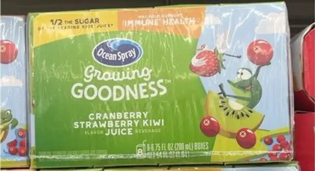 Crandberry strawberry kiwi juice
