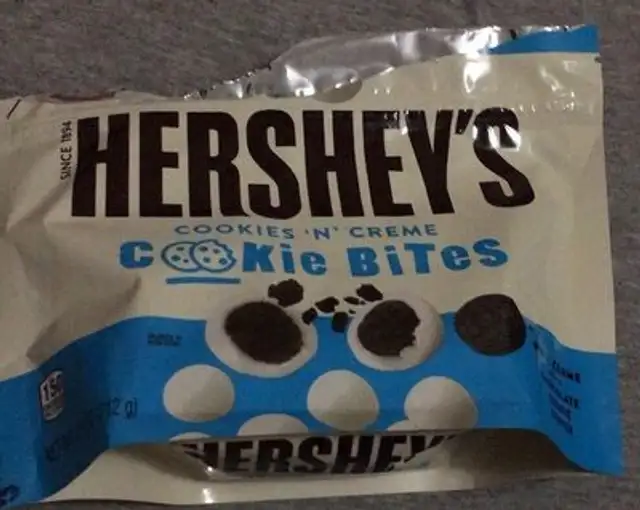 Hershey's cookies ‘n’ creme cookie bites